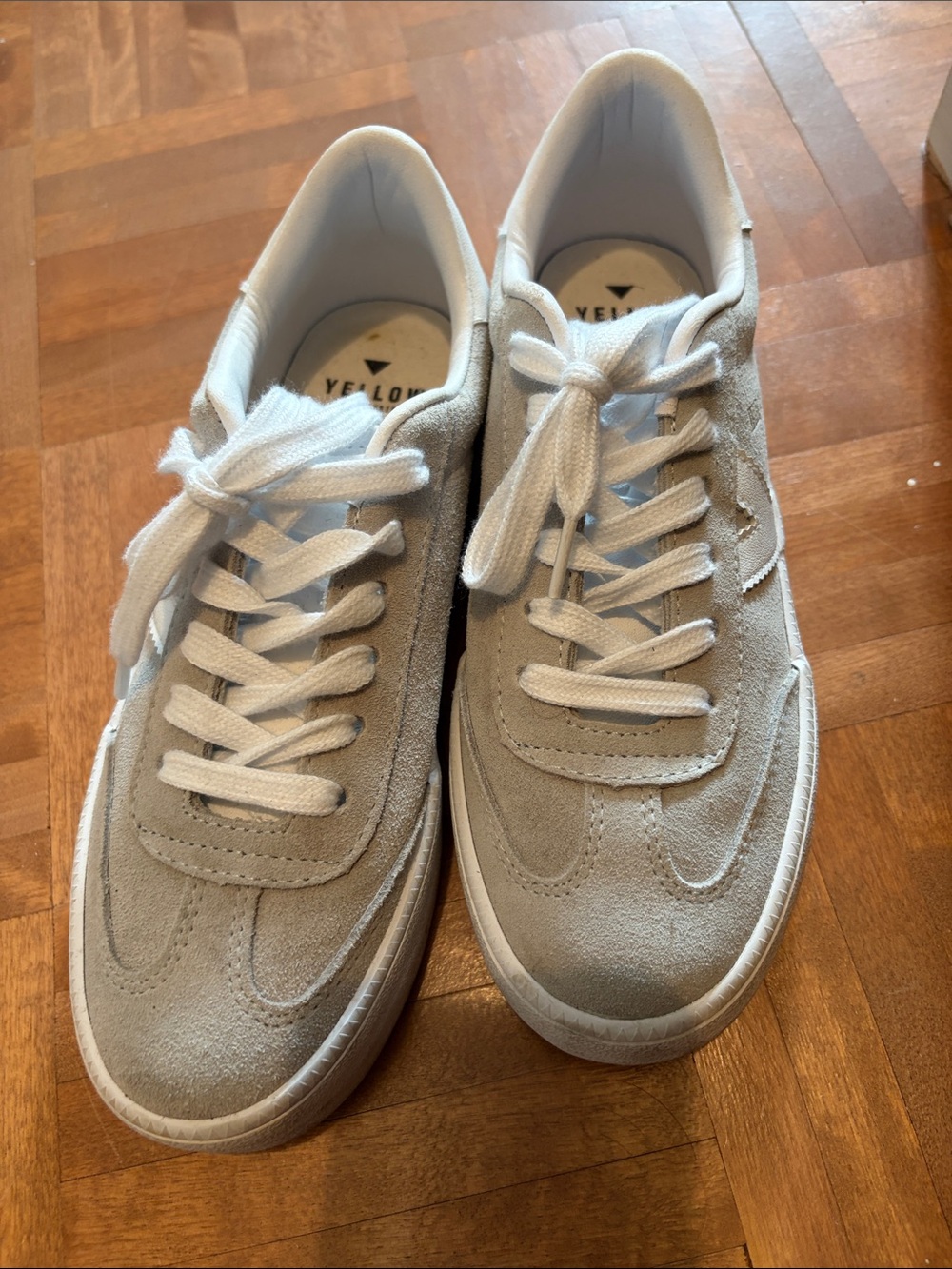 Platform Sneakers in Light Gray 6